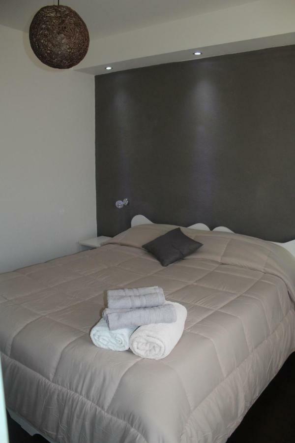 B&B Meddie Tiana Buitenkant foto